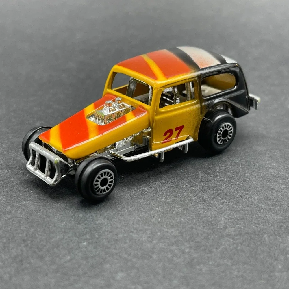 Zee 1935 '35 Chevy Modified Dirt Track Race‎ Car Graphics Multi-Color 1/64 Loose